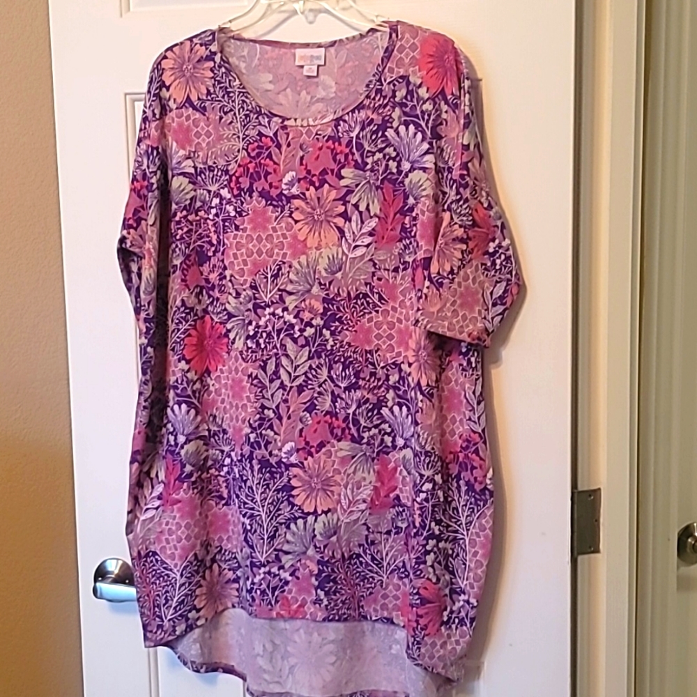 LULAROE IRMA MED EUC